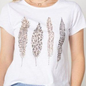 NWT Look Mode White Feather Print T-Shirt With Rhinestones